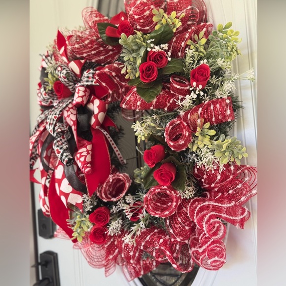 Valentine’s Day Heart Wreath | Large 24x26 Red Rose Door Decor | Handmade Luxe - Picture 4 of 5